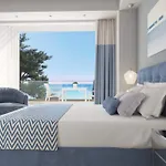 אתר נופש Ikos 5*
