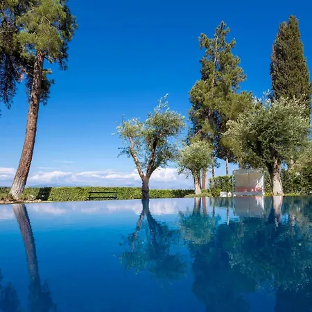 Complex Ikos Dassia (Corfu)