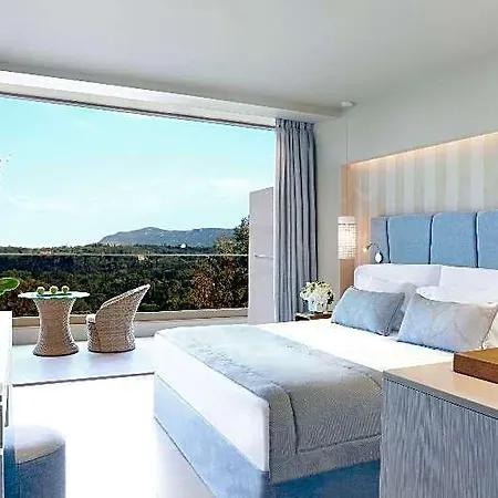 Resort Ikos 5*